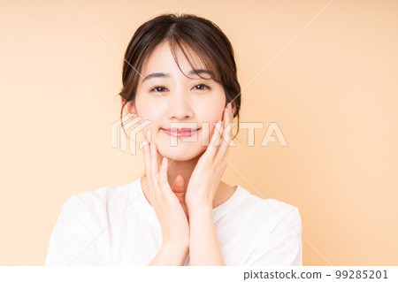 Beauty of young women 99285201