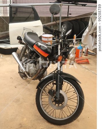 本田 CB50 維修中 99288789