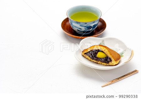 綠茶栗子銅鑼燒 綠茶栗子銅鑼燒 99290338