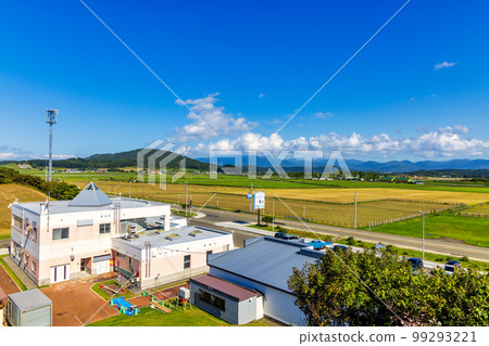 Michi-no-Eki Mitsuishi (September, Hokkaido, sunny) 99293221