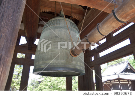 Temple bell on the bell tower of Todaiji Temple, Nara City, Nara Prefecture 99293678