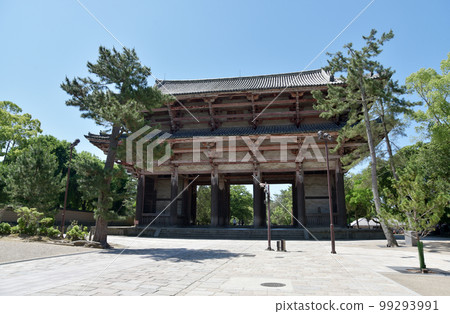 Nandaimon Gate of Todaiji Temple, Nara City, Nara Prefecture Nandaimon Gate of Todaiji Temple, Nara City, Nara Prefecture 99293991