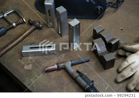 Stainless steel welding work 99294231