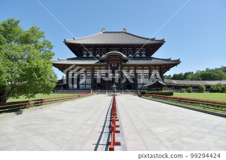 Todaiji Temple, Great Buddha Hall, Nara City, Nara Prefecture Todaiji Temple, Great Buddha Hall, Nara City, Nara Prefecture 99294424