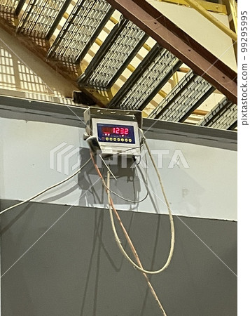 Screen on a Micro dump station in lbs 99295995