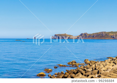 Shakotan Peninsula (September, Hokkaido, sunny) 99298884
