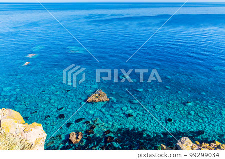 Shakotan Peninsula (September, Hokkaido, sunny) 99299034