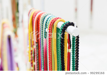 和服腰帶和 obijime obiage 和服商店和和服租賃的圖片 和服腰帶和 obijime obiage 和服商店和和服租賃的圖片 99299168