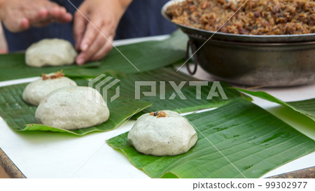 草仔粿 ,包草仔粿 ,竹皮子, 台灣,竹皮、台湾、草餅、Bamboo skin, Taiwan, 草仔粿 ,包草仔粿 ,竹皮子, 台灣,竹皮、台湾、草餅、Bamboo skin, Taiwan, 99302977