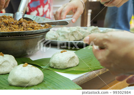 草仔粿 ，包草仔粿 ，竹皮子， 台灣，竹皮、台湾、草餅、Bamboo skin, Taiwan, 99302984