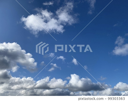 Landscape of blue sky and white clouds 99303363
