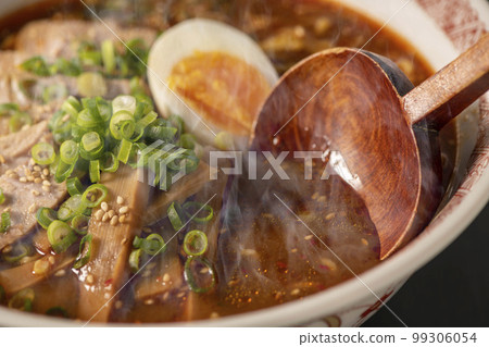 Hot and delicious miso ramen 99306054