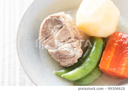 Salted Pork Pot-au-feu Salted Pork Pot-au-feu 99306628