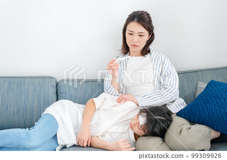 Thermometer fever parent and child 99309926