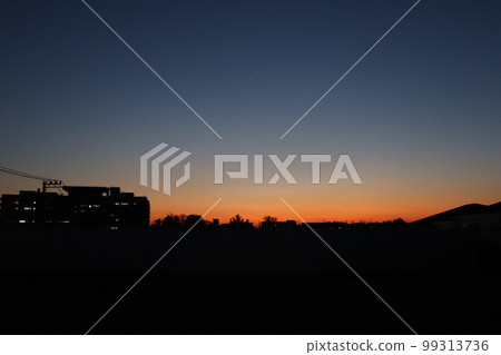 A sunset 99313736
