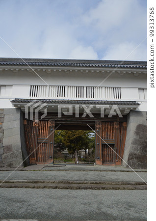 小田原城的“茜門”(神奈川縣小田原市) 小田原城的“茜門”(神奈川縣小田原市) 99313768