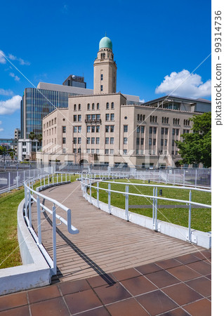 從Zou-no-hana公園到橫濱海關皇后塔 從Zou-no-hana公園到橫濱海關皇后塔 99314736