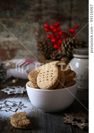 New Year baking. Crispy oatmeal cookies. Rustic style, new year decoration 99316067