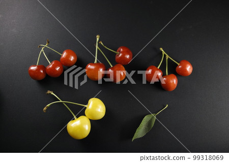 Cherries Cherries 99318069