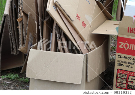 紙板垃圾（活動場地） 99319352