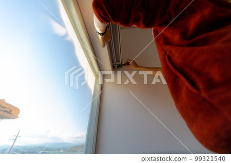 窗簾導軌的安裝 99321540