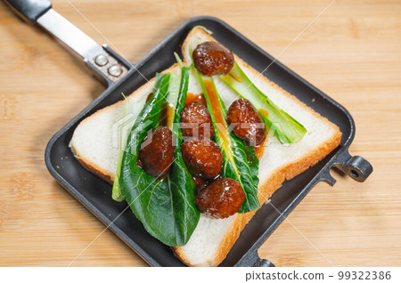 熱三明治肉丸 99322386