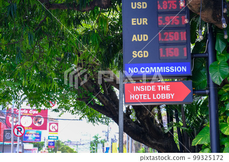 巴厘島庫塔的貨幣兌換(貨幣兌換) 巴厘島庫塔的貨幣兌換(貨幣兌換) 99325172