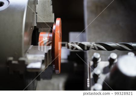 用車床鑽孔 用車床鑽孔 99328921
