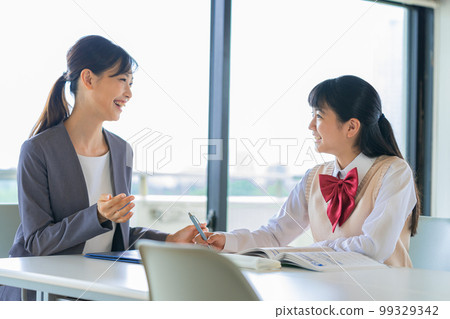 初中生學習 99329342