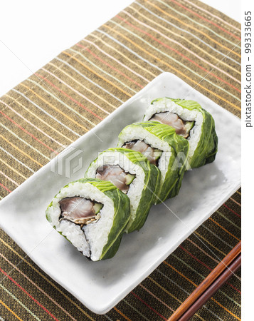 青花魚壽司卷高菜捲 青花魚壽司卷高菜捲 99333665