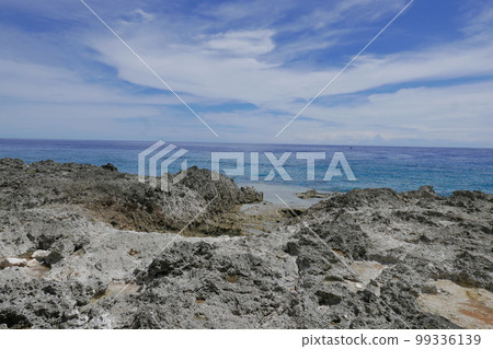 Peleliu (or Beliliou) is an island in the island nation of Palau. Peleliu, along with two small islands to its northeast, forms one of the sixteen states of Palau. The island is notable as the locatio Peleliu (or Beliliou) is an island in the island nation of Palau. Peleliu, along with two small islands to its northeast, forms one of the sixteen states of Palau. The island is notable as the locatio 99336139