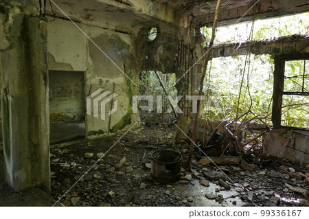 Peleliu (or Beliliou) is an island in the island nation of Palau. Peleliu, along with two small islands to its northeast, forms one of the sixteen states of Palau. The island is notable as the locatio Peleliu (or Beliliou) is an island in the island nation of Palau. Peleliu, along with two small islands to its northeast, forms one of the sixteen states of Palau. The island is notable as the locatio 99336167