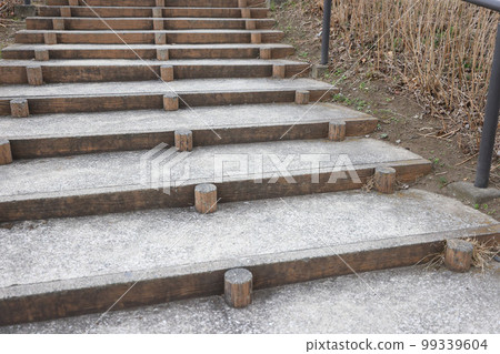 石階人行道的雜感 99339604