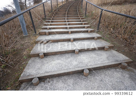 Miscellaneous feeling of the sidewalk of the stone steps Miscellaneous feeling of the sidewalk of the stone steps 99339612