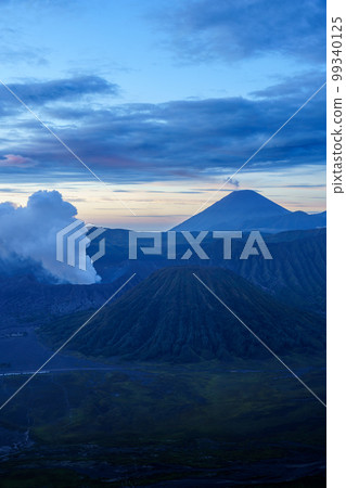 Mount Bromo (Eastern Java) erupting at dawn 99340125