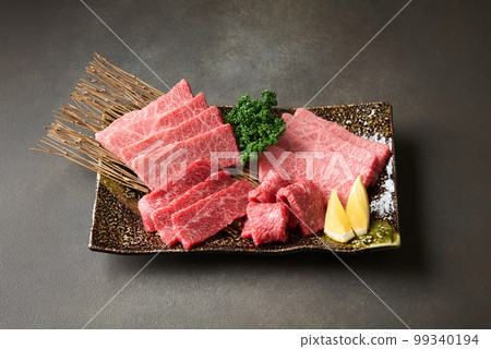 Marbled and Lean Meat for Japanese Wagyu Beef Yakiniku 99340194