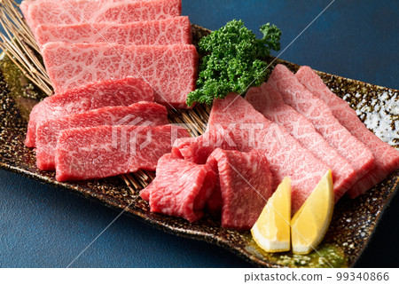 Marbled and Lean Meat for Japanese Wagyu Beef Yakiniku 99340866