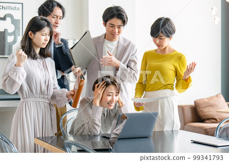 Business scene panic harassment Business scene panic harassment 99341793