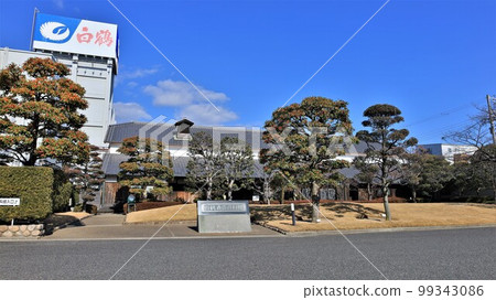 Hakutsuru Sake Brewery Museum (Higashinada Ward, Kobe City, Hyogo Prefecture) Hakutsuru Sake Brewery Museum (Higashinada Ward, Kobe City, Hyogo Prefecture) 99343086