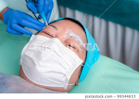 Eyebrow tattoo clinic or Eyebrow embroidery clinic 99344633