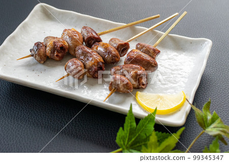 烤雞串心 99345347