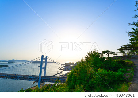 [岡山縣] 4月：初夏從兒島站乘坐公共汽車到鷲山展望台 99348061