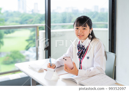在線學習 99352097