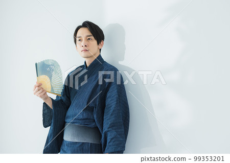 穿著浴衣的男人 99353201