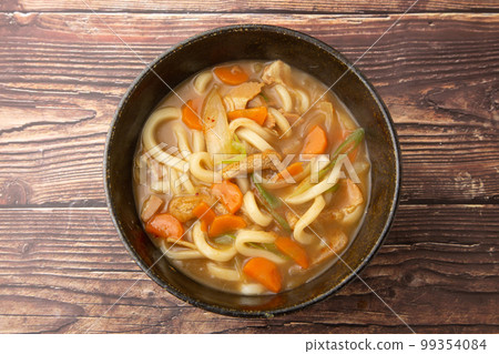 Curry udon  99354084