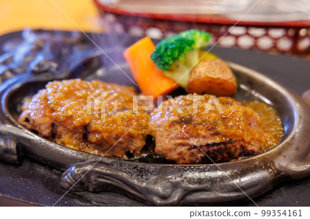 Refreshing hamburger Refreshing hamburger 99354161