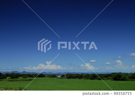 The sky I saw on a holiday The sky I saw on a holiday 99358755