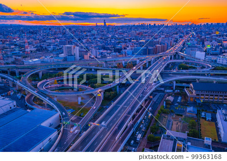 日落和東大阪交界處 99363168