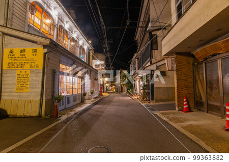 World Heritage area Yunotsu Onsen at night 99363882