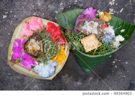 Small offerings often seen in Bali Canang Balinese Hinduism Small offerings often seen in Bali Canang Balinese Hinduism 99364903